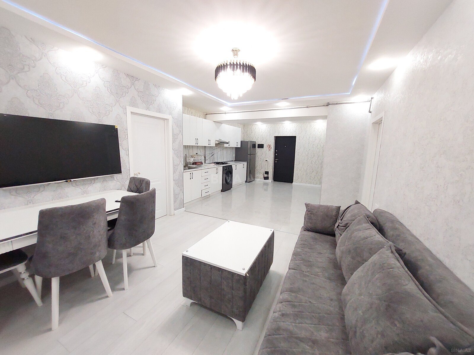 Kirayə verilir 3 otaqlı mənzil 105 m² — Bakı, 8-ci kilometr 3 otaq 105.00 m²