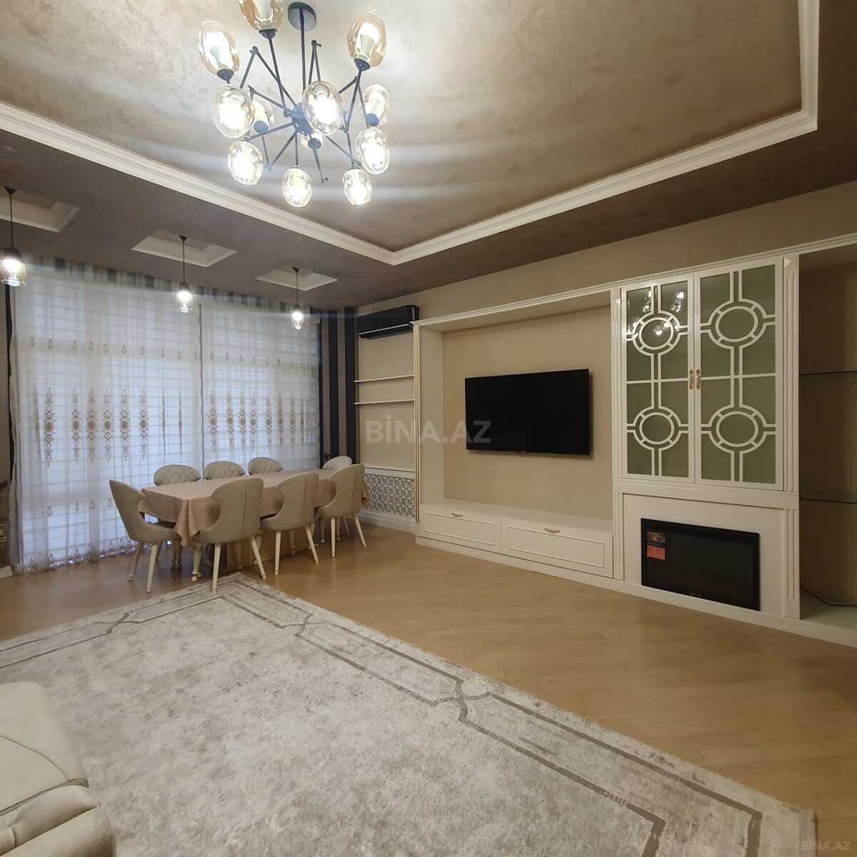 Kirayə verilir 4 otaqlı mənzil 196 m² — Bakı, Nizami 4 otaq 196.00 m²