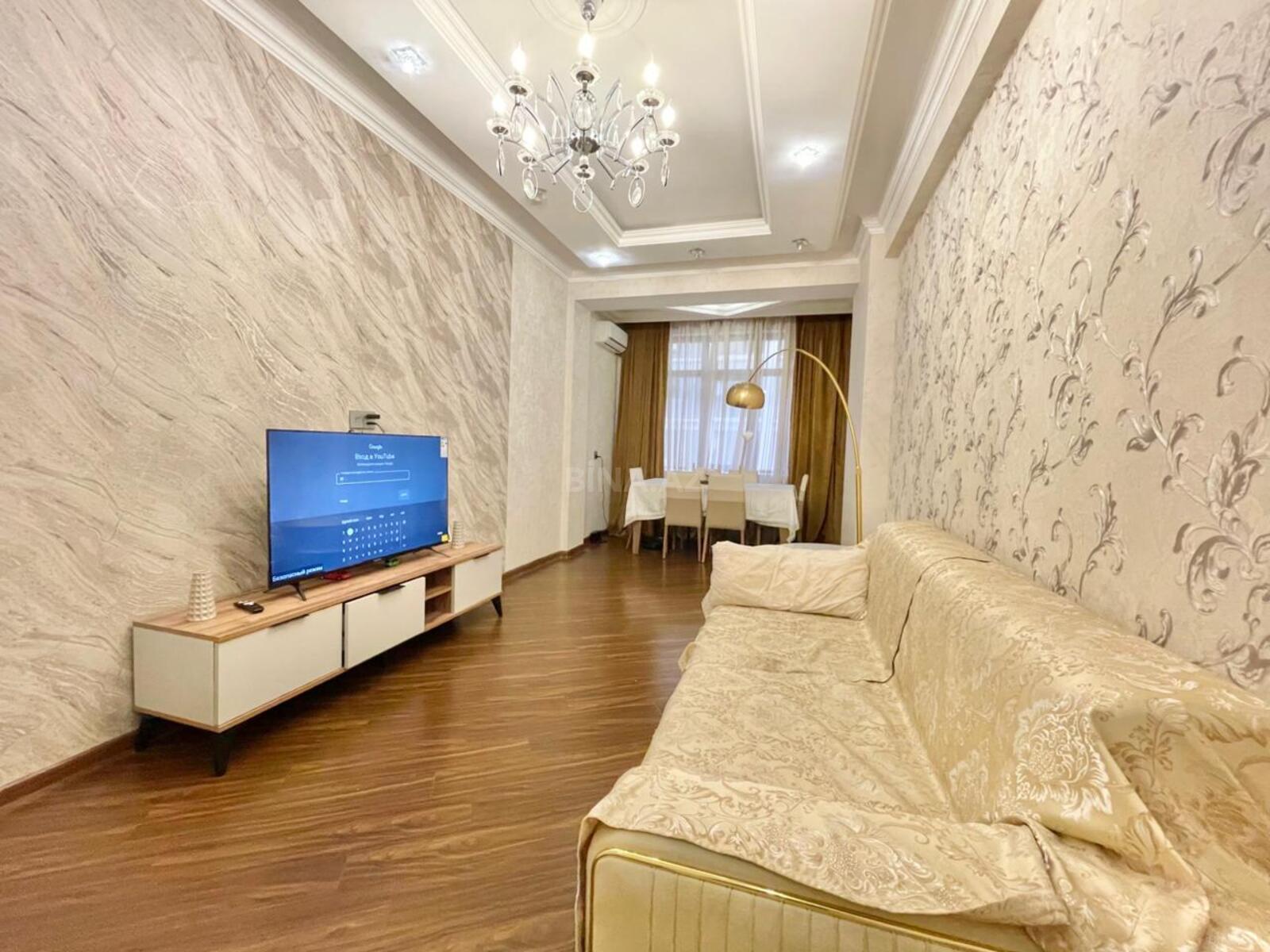 Satılır 3 otaqlı mənzil 115 m² — Bakı 3 otaq 115.00 m²