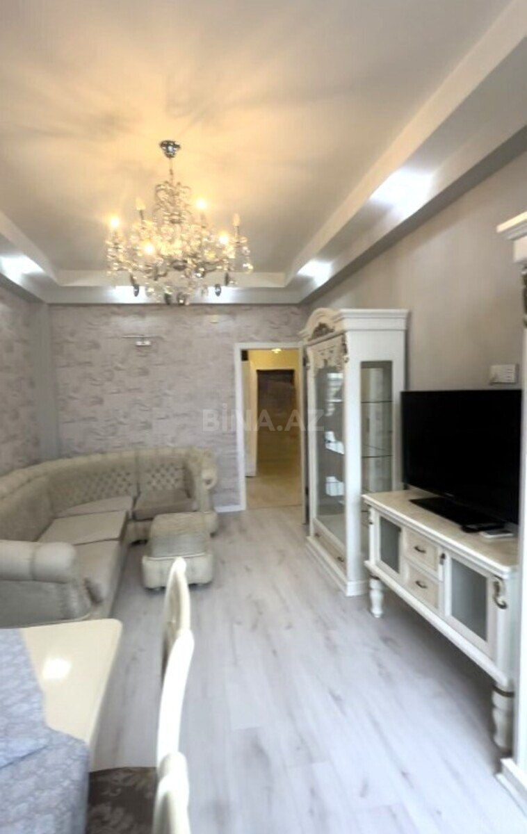 Satılır 2 otaqlı mənzil 65 m² — Bakı, 8-ci mikrorayon 2 otaq 65.00 m²