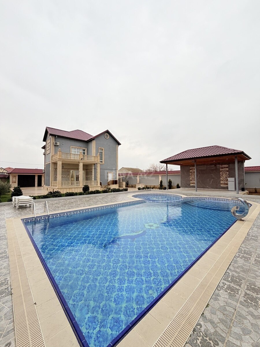 Kirayə verilir 5 otaqlı həyət evi 200 m² — Bakı, Novxanı 5 otaq 200.00 m²