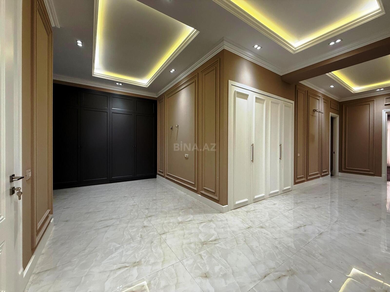 Satılır 4 otaqlı mənzil 235 m² — Bakı 4 otaq 235.00 m²