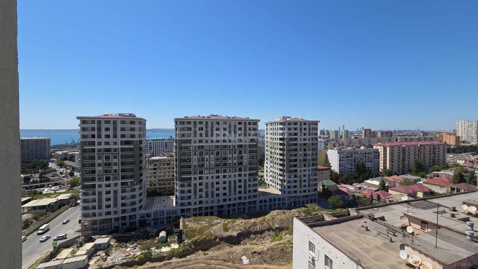 Kirayə verilir 3 otaqlı mənzil 120 m² — Bakı, Həzi Aslanov qəs. 3 otaq 120.00 m²