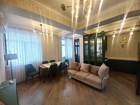 Satılır 3 otaqlı mənzil 70 m² — Bakı, Səbail 3 otaq 70.00 m²