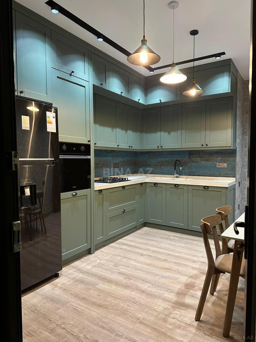 Kirayə verilir 3 otaqlı mənzil 141 m² — Bakı 3 otaq 141.00 m²