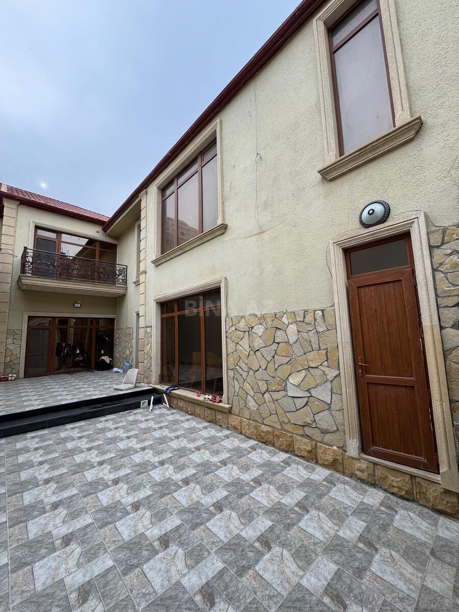 Satılır 5 otaqlı həyət evi 320 m² — Bakı 5 otaq 320.00 m²