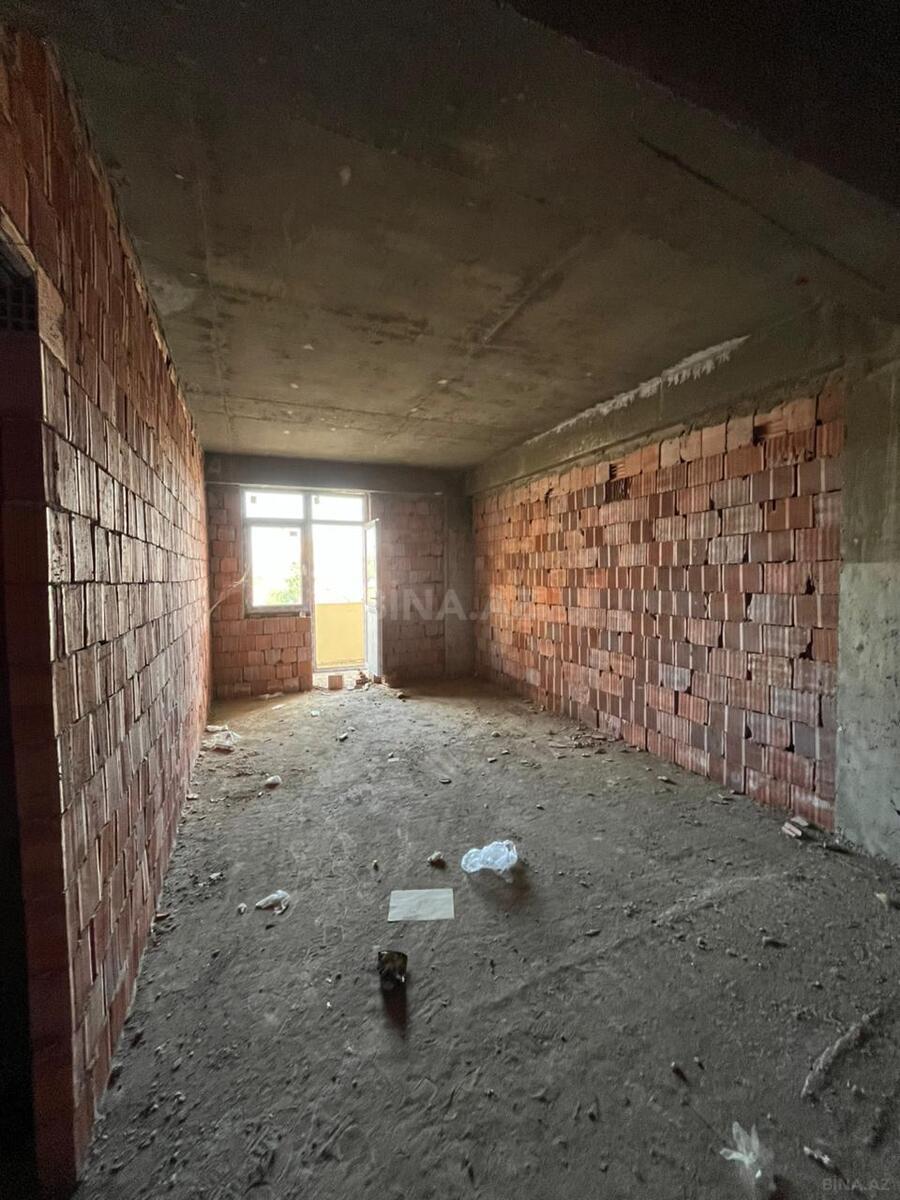 Satılır 2 otaqlı mənzil 90 m² — Bakı, İnşaatçılar 2 otaq 90.00 m²