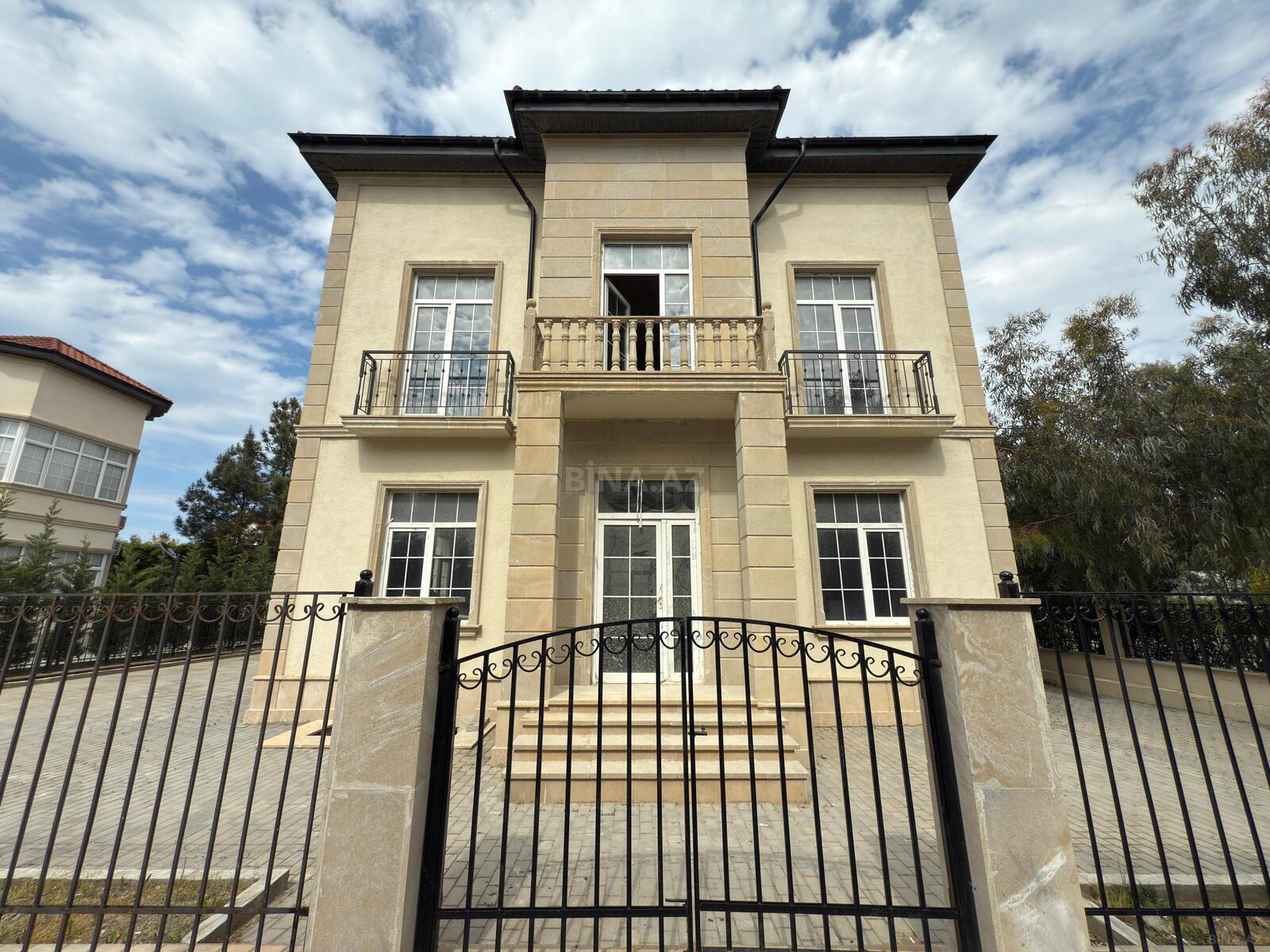 Satılır 7 otaqlı həyət evi 450 m² — Bakı, Sea Breeze 7 otaq 450.00 m²