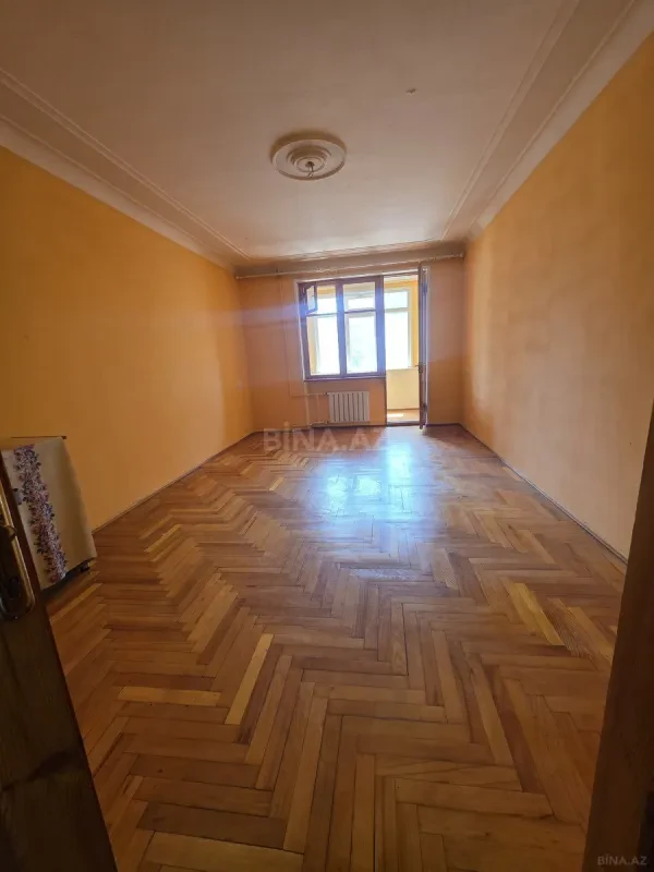 Satılır 3 otaqlı mənzil 90 m²