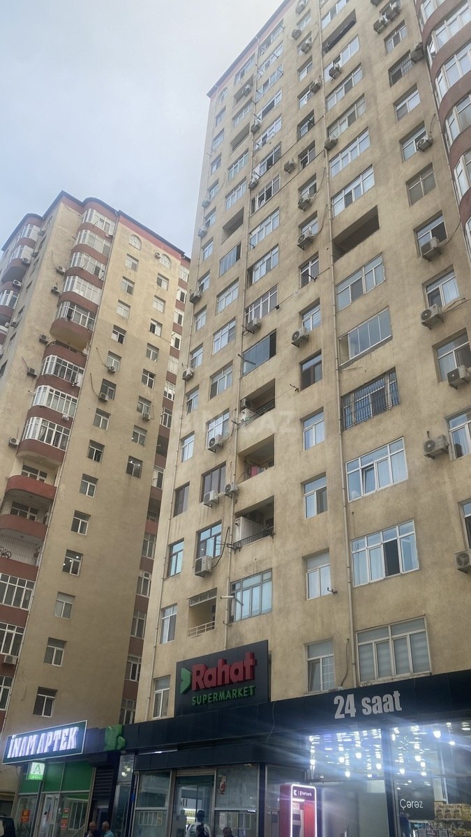 Satılır 2 otaqlı mənzil 64 m² — Bakı, İnşaatçılar 2 otaq 64.00 m²