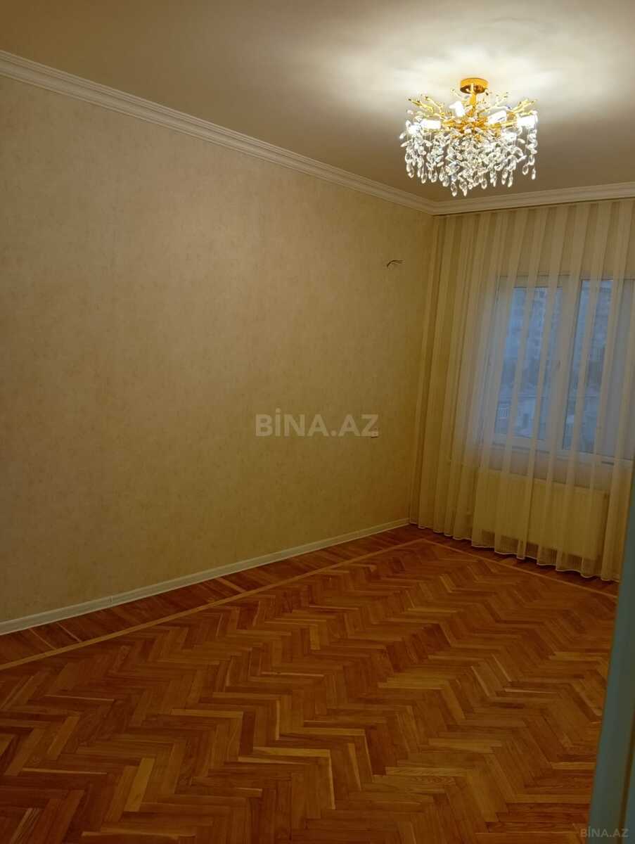 Satılır 2 otaqlı mənzil 70 m² — Bakı, Memar Əcəmi yanı 2 otaq 70.00 m²