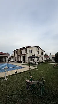 Satılır 8 otaqlı həyət evi 800 m² — Bakı, Novxanı 8 otaq 800.00 m²