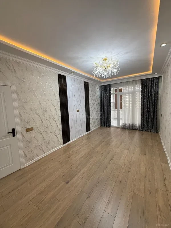 Satılır 3 otaqlı mənzil 98 m²