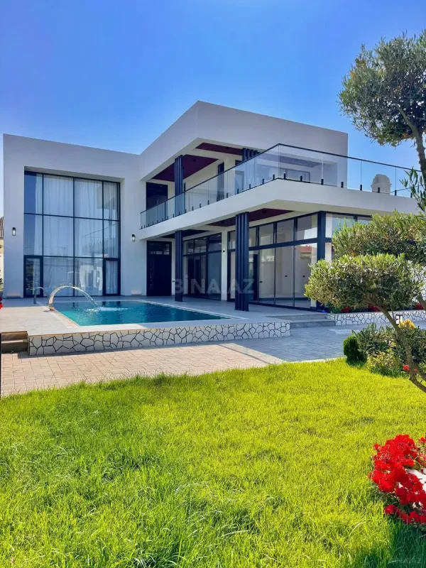 Satılır 5 otaqlı həyət evi 350 m²