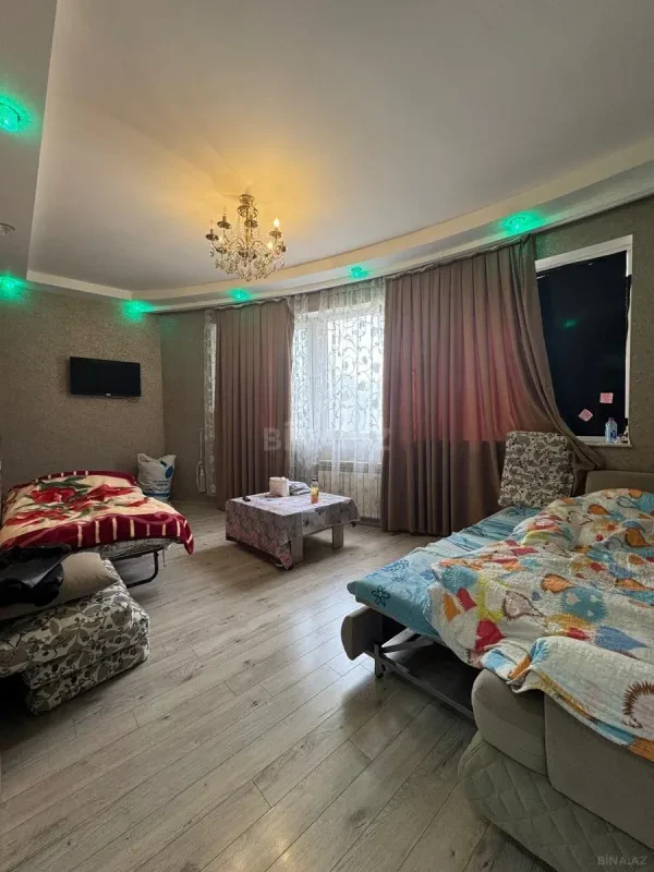 Satılır 2 otaqlı mənzil 72 m²