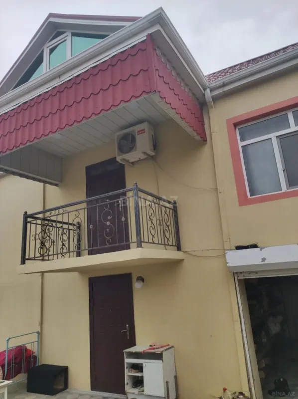 Kirayə verilir 4 otaqlı həyət evi 2000 m²