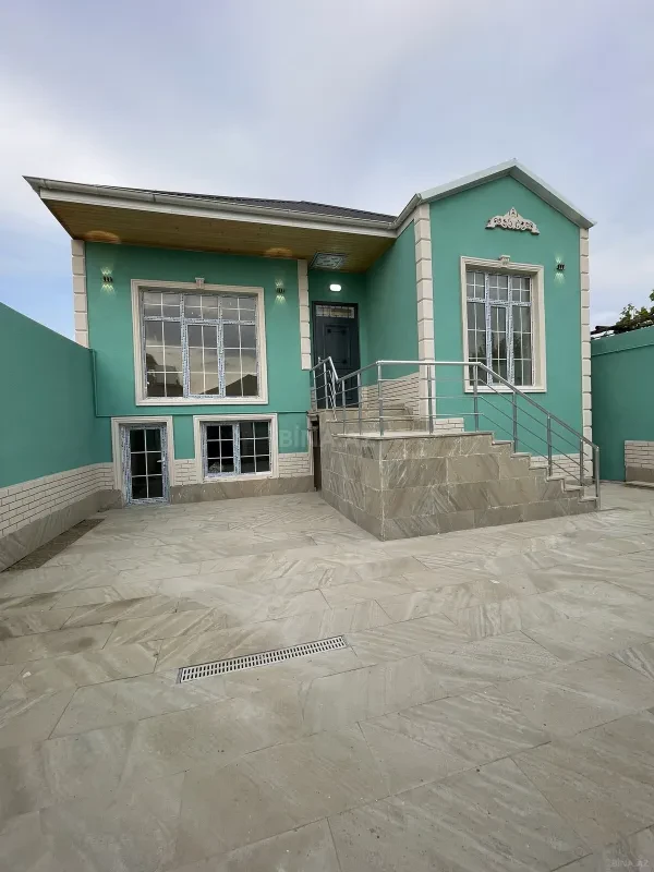 Satılır 4 otaqlı həyət evi 125 m²