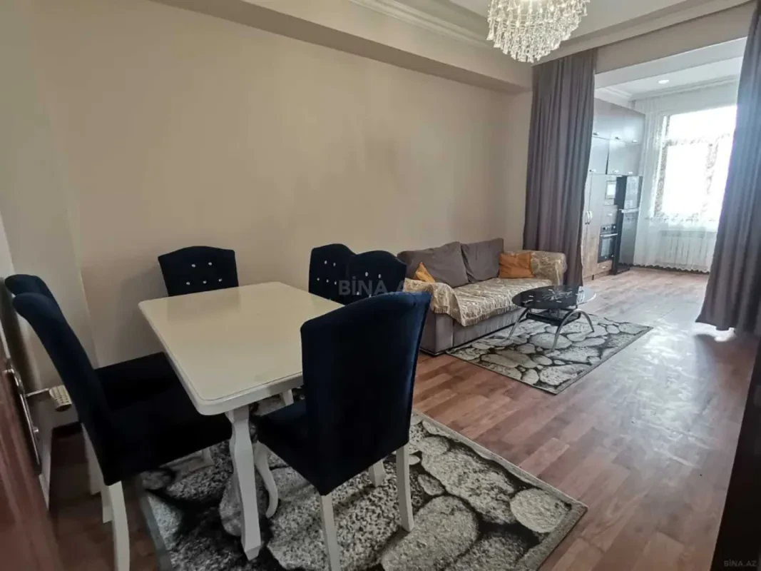 Kirayə verilir 2 otaqlı mənzil 60 m²