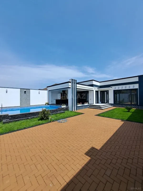 Satılır 4 otaqlı həyət evi 180 m²