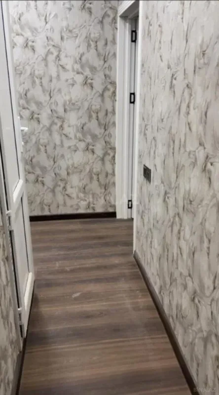 Satılır 2 otaqlı mənzil 45 m²