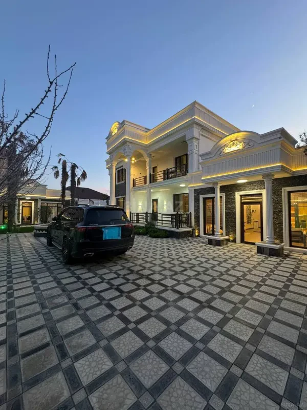 Satılır 6 otaqlı həyət evi 350 m²