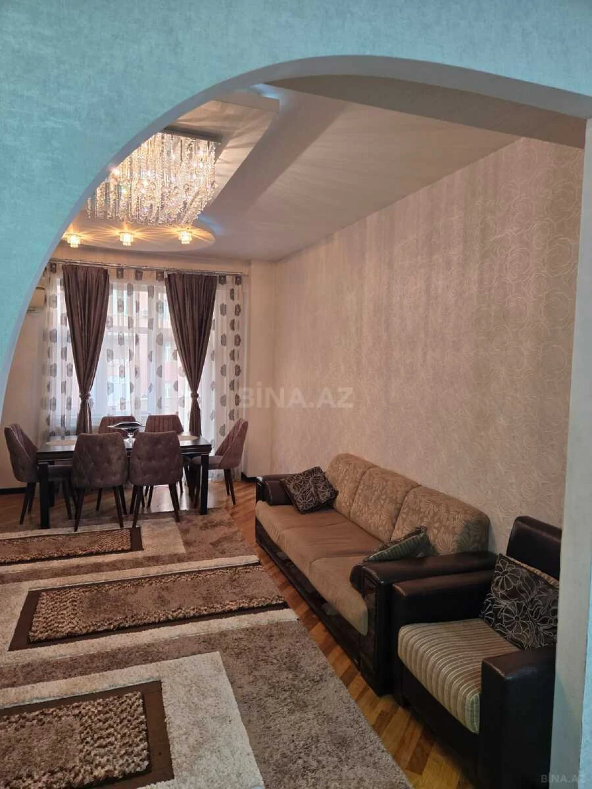 Satılır 3 otaqlı mənzil 117 m²