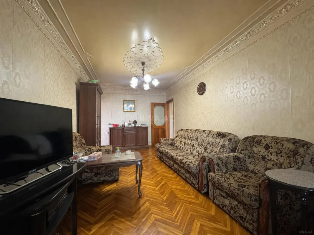 Satılır 2 otaqlı mənzil 52 m²