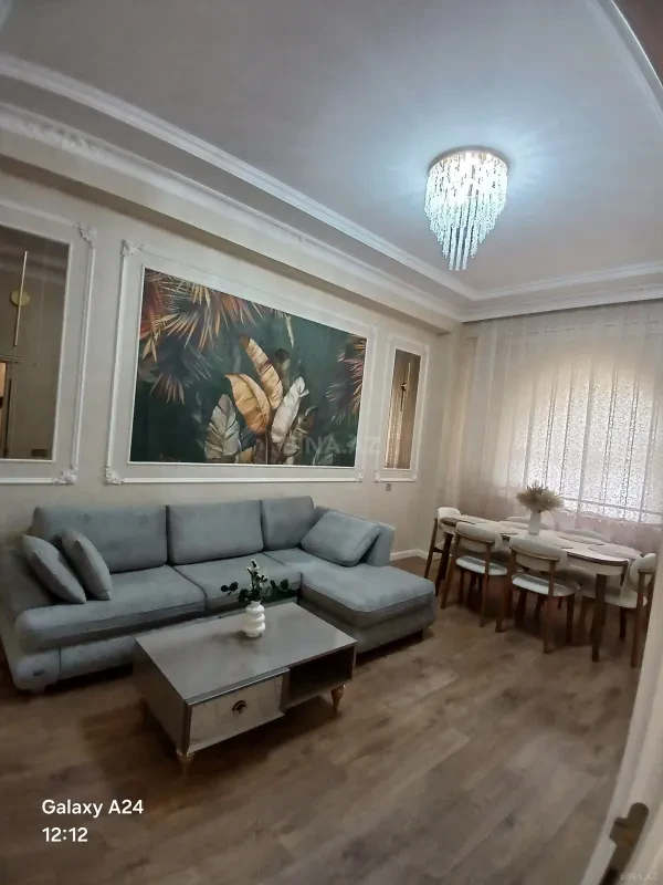 Satılır 2 otaqlı mənzil 60 m²
