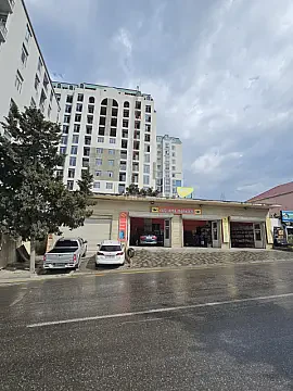 Satılır obyekt 220 m² — Bakı, Həzi Aslanov qəs. 220.00 m²
