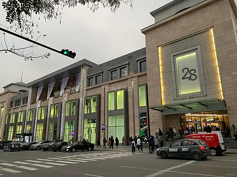 Satılır 4 otaqlı mənzil 90 m² — Bakı 4 otaq 90.00 m²