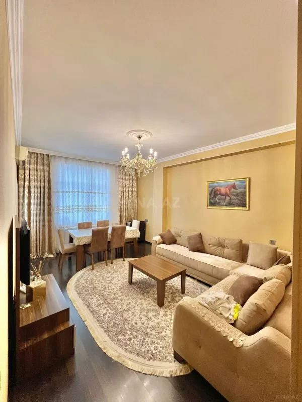Satılır 2 otaqlı mənzil 60 m²