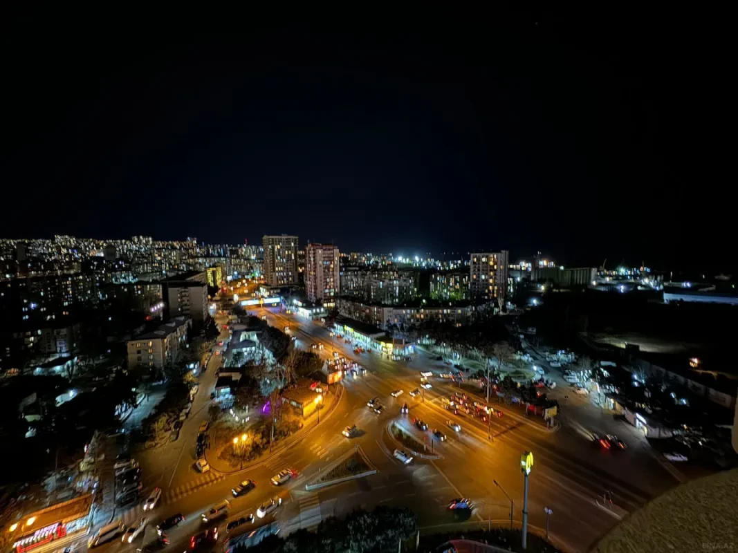 Satılır 3 otaqlı mənzil 130 m²