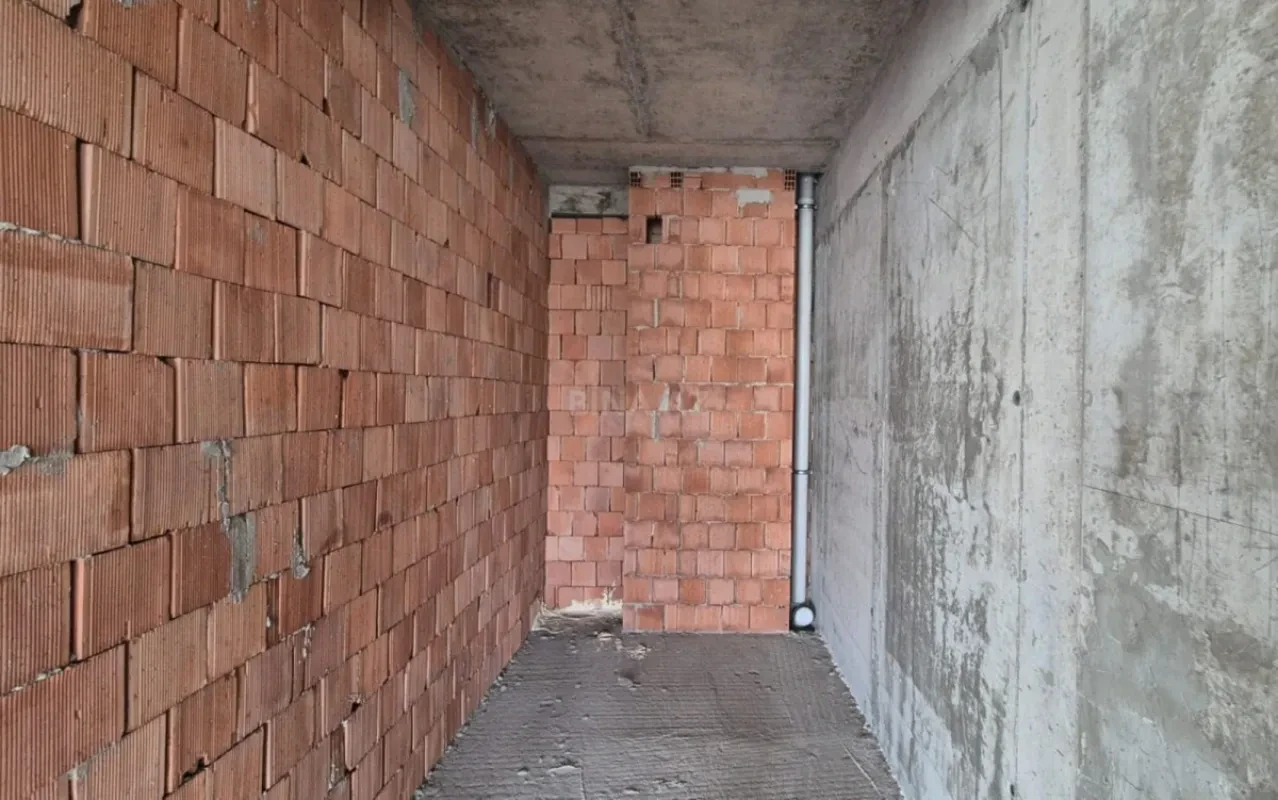 Satılır 1 otaqlı mənzil 59 m²