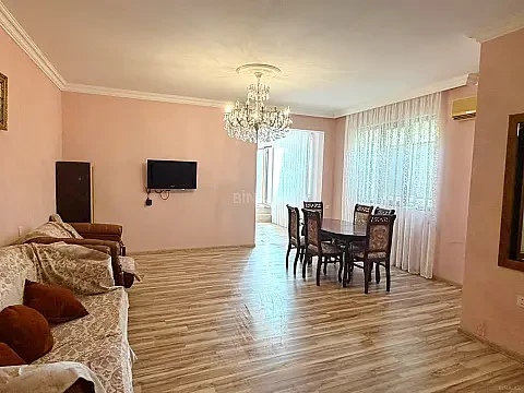 Kirayə verilir 3 otaqlı həyət evi 110 m² — Bakı, İnşaatçılar 3 otaq 110.00 m²