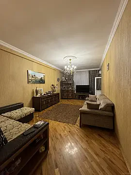 Satılır 3 otaqlı mənzil 120 m² — Bakı, İnşaatçılar 3 otaq 120.00 m²