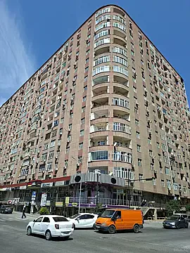 Satılır 3 otaqlı mənzil 125 m² — Bakı, İnşaatçılar 3 otaq 125.00 m²