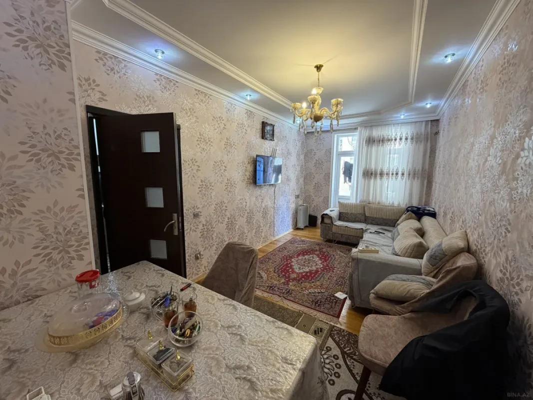 Satılır 2 otaqlı mənzil 53 m²