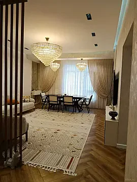 Satılır 3 otaqlı mənzil 120 m² — Bakı, İnşaatçılar 3 otaq 120.00 m²