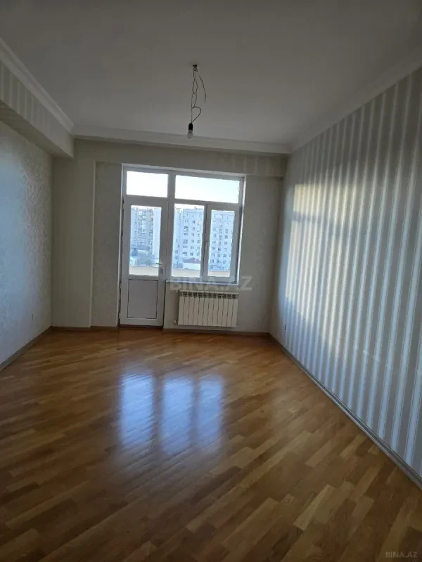Satılır 3 otaqlı mənzil 120 m²