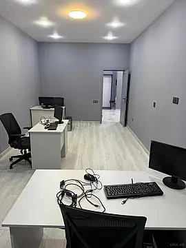 Kirayə verilir 3 otaqlı ofis 137 m² — Bakı 3 otaq 137.00 m²
