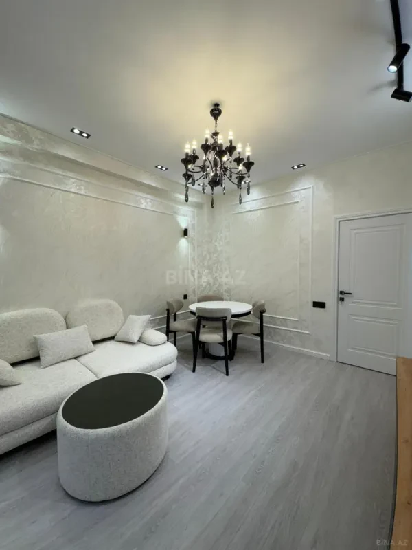 Satılır 2 otaqlı mənzil 53 m²