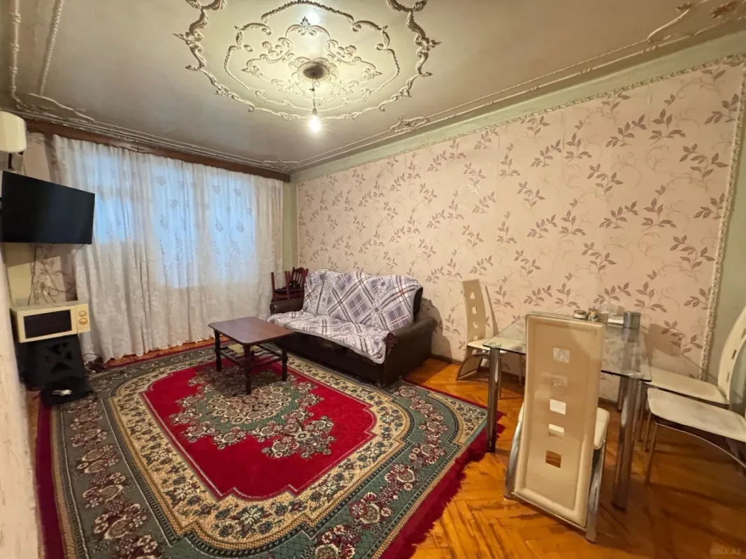Satılır 3 otaqlı mənzil 70 m²
