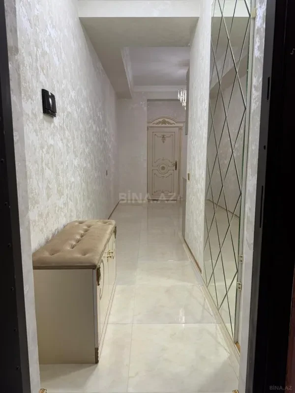 Kirayə verilir 2 otaqlı mənzil 75 m²