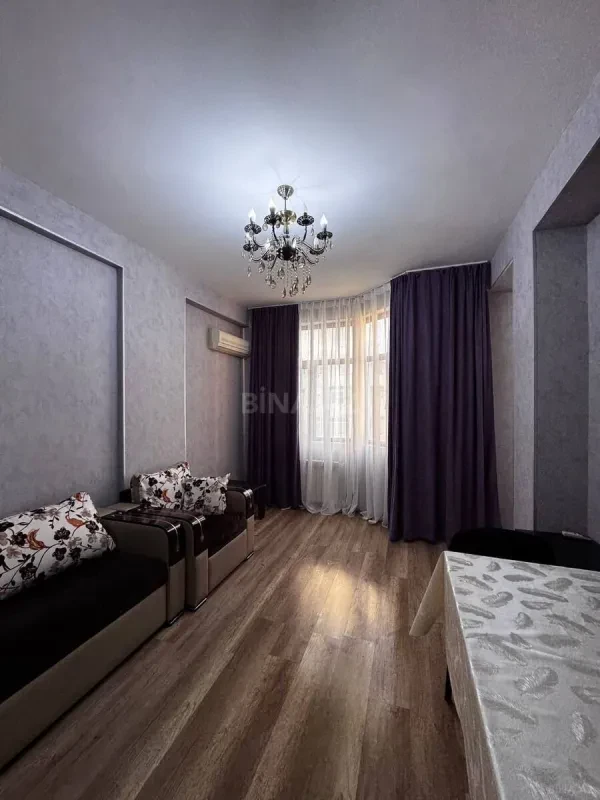 Kirayə verilir 2 otaqlı mənzil 55 m²