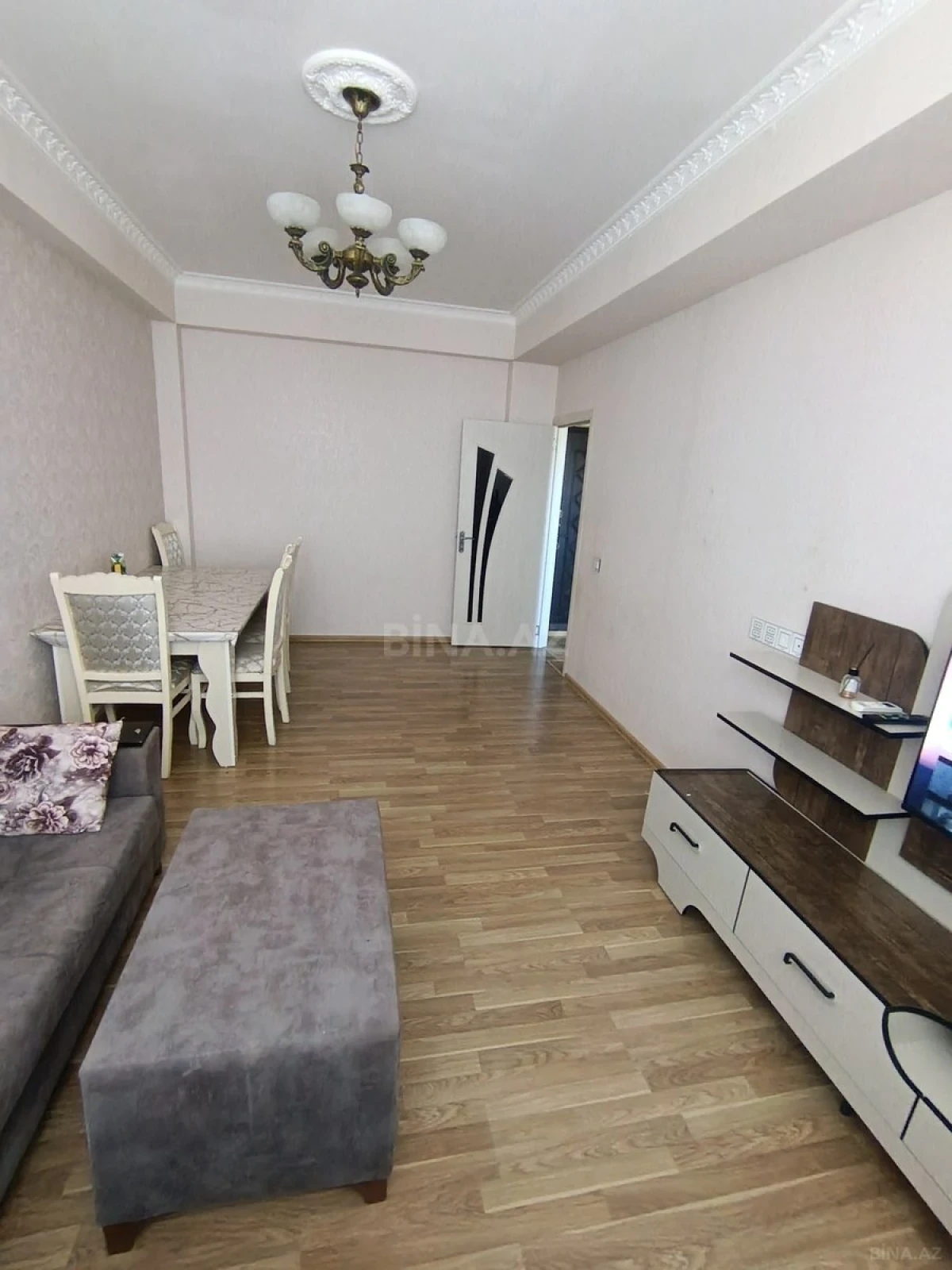 Kirayə verilir 2 otaqlı mənzil 44 m²