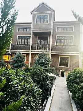 Satılır 6 otaqlı həyət evi 300 m² — Bakı, Yeni Günəşli 6 otaq 300.00 m²