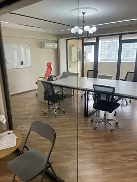 Kirayə verilir 3 otaqlı ofis 122 m² — Bakı 3 otaq 122.00 m²