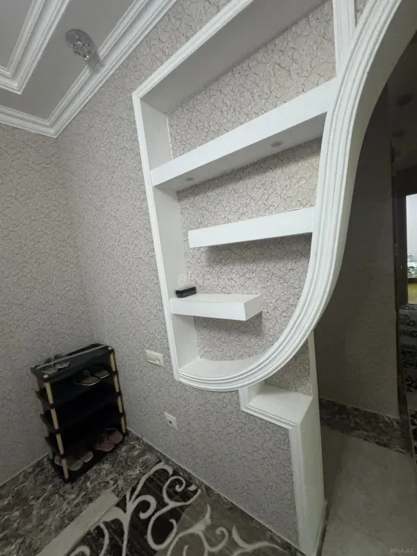 Kirayə verilir 3 otaqlı mənzil 109 m²