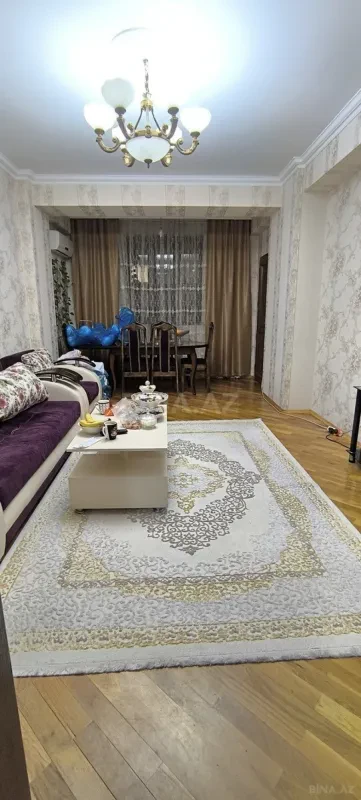 Satılır 3 otaqlı mənzil 82 m²