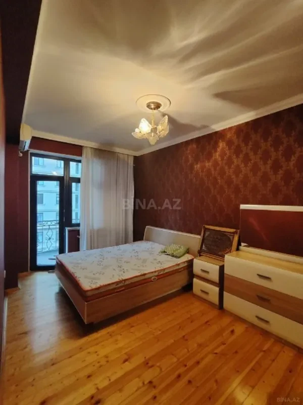 Kirayə verilir 3 otaqlı mənzil 100 m²